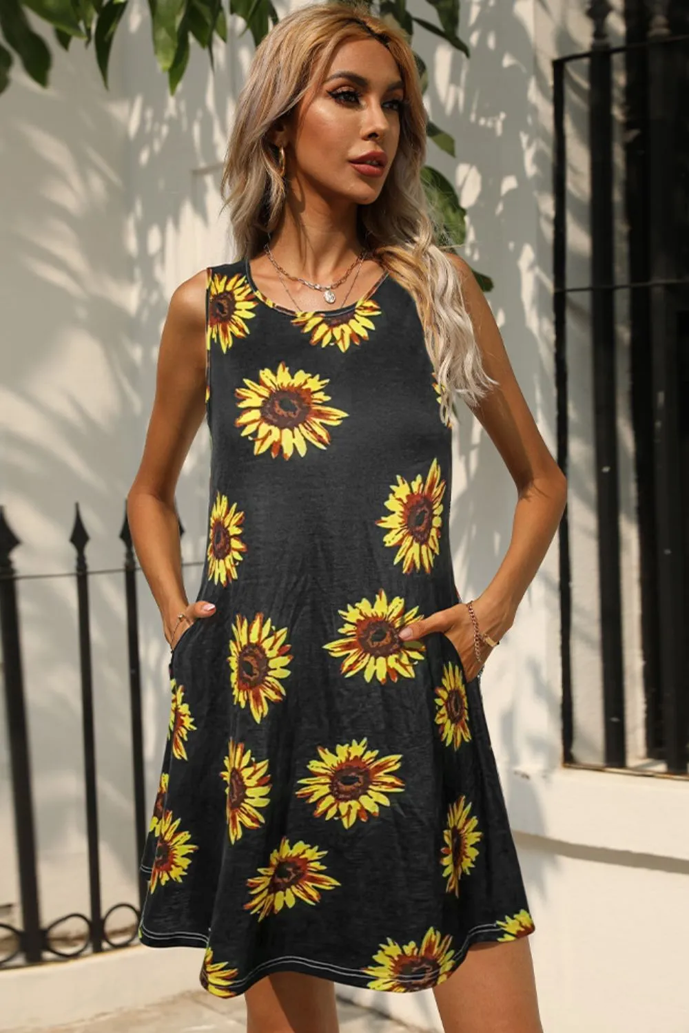 Artistic Printed Round Neck Sleeveless Dress with Pockets