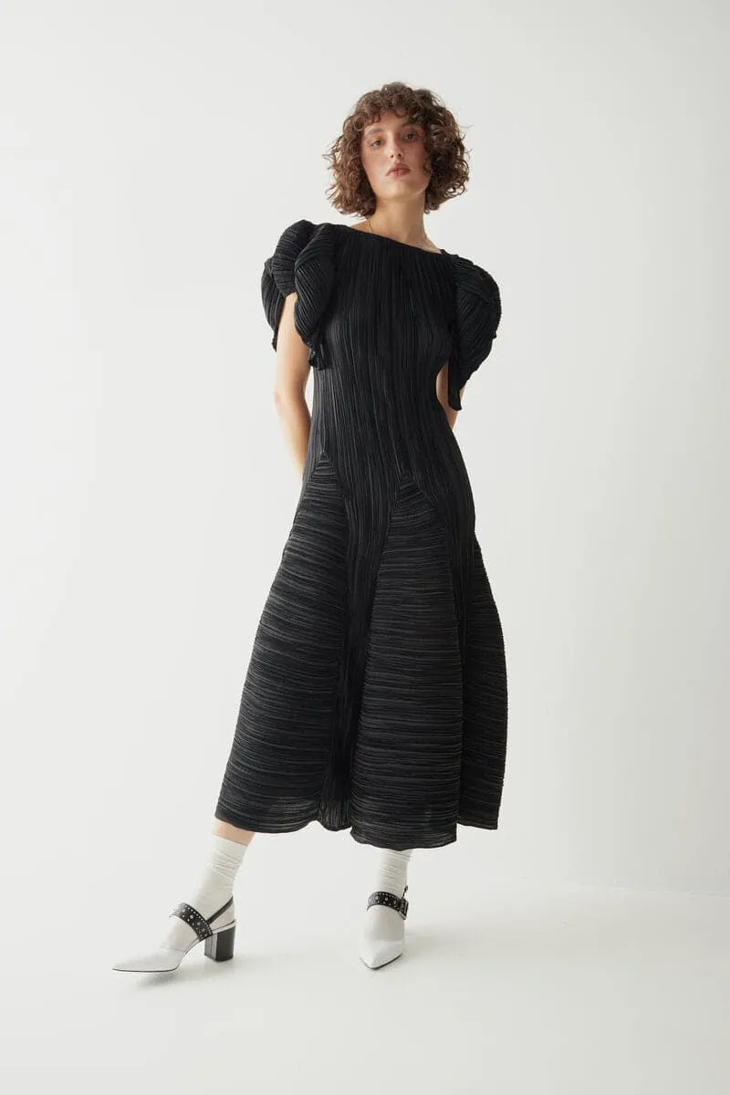 BLACK X-LINE PLEATED MIDI DRESS