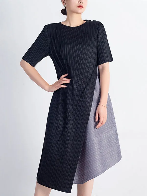 Loose Contrast Color Pleated Round-Neck Midi Dresses