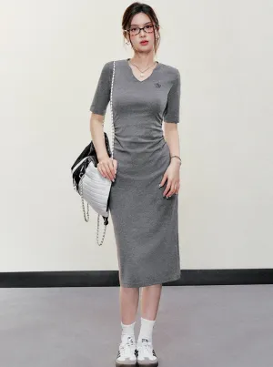 Sleek V-Neck Midi Dress: Figure-Hugging Bodycon with Elbow-Length Sleeves in Heather Gray and Black